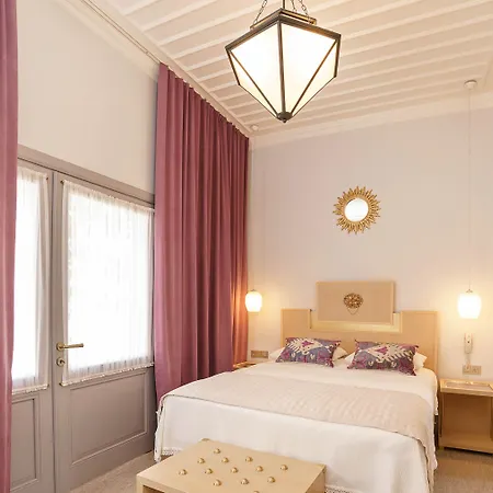 Delight Deluxe Aparts