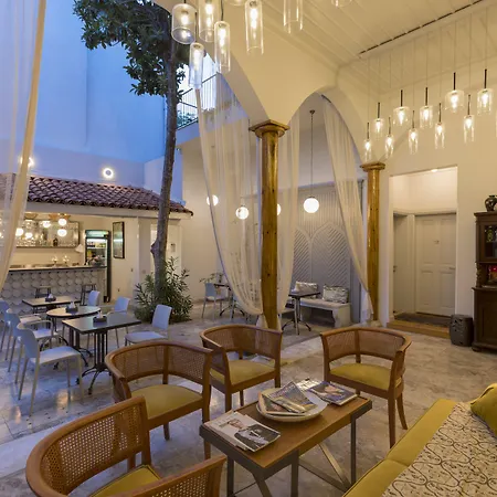 Delight Deluxe Aparts 3*