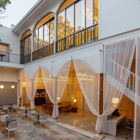 Appart hôtel Delight Deluxe Aparts 3*