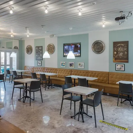 מלון דירות Delight Deluxe Aparts