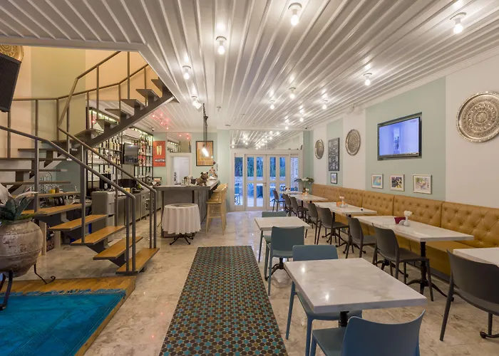 Delight Deluxe Aparts 3*