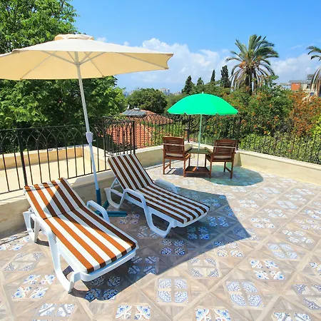 Delight Deluxe Aparts Aparthotel 4*